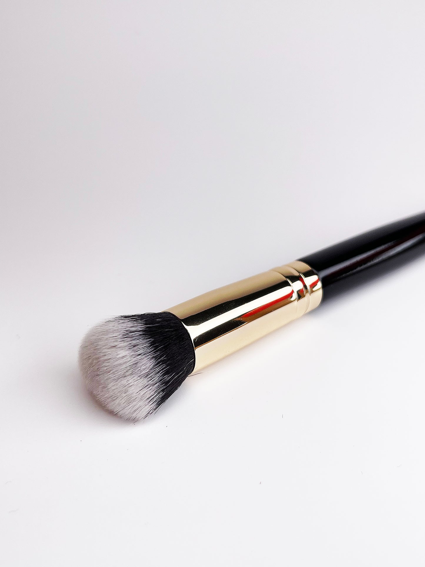 S'GLAM CONCEALER BRUSH