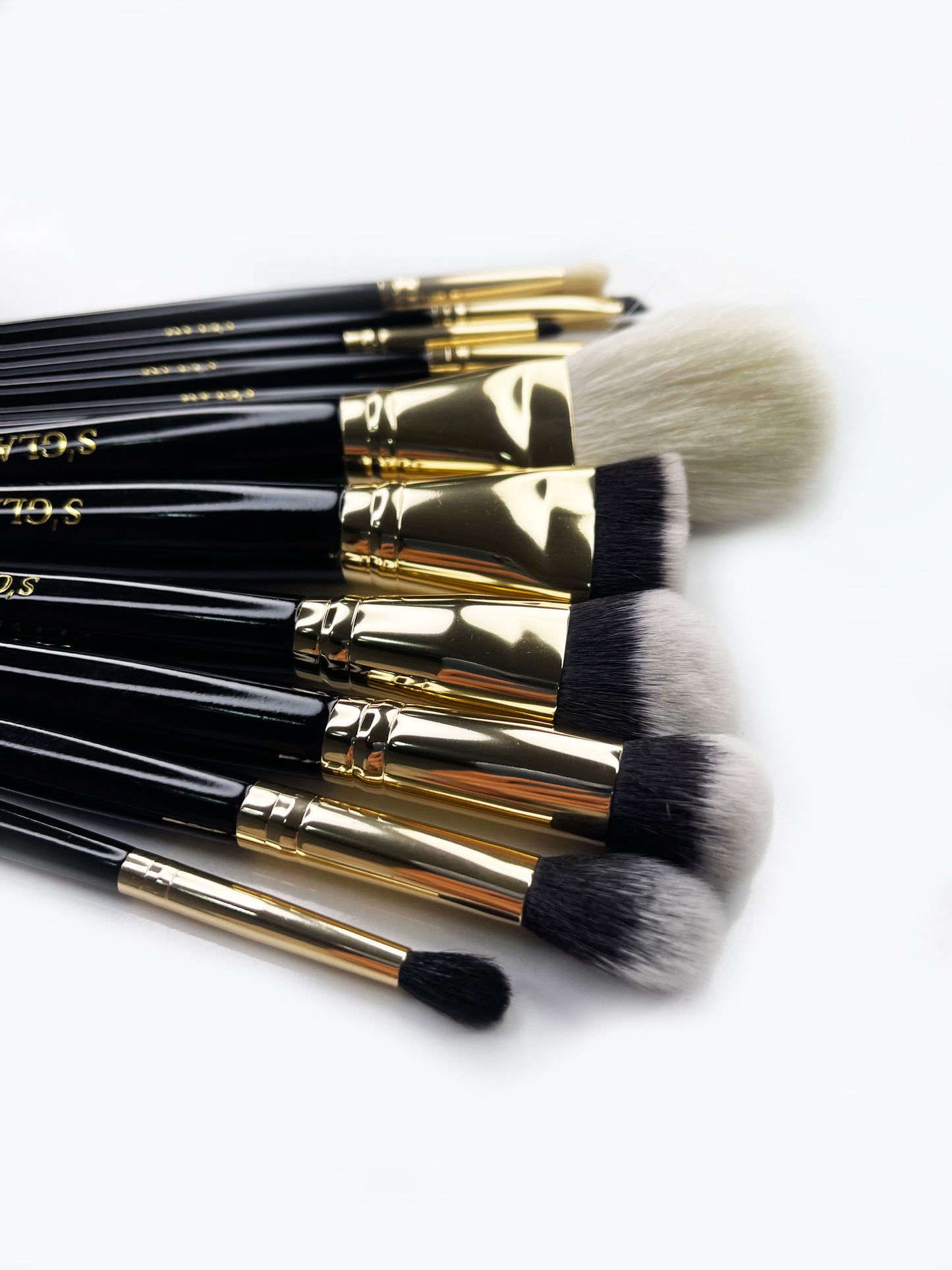 S'GLAM FOUNDATION BRUSH